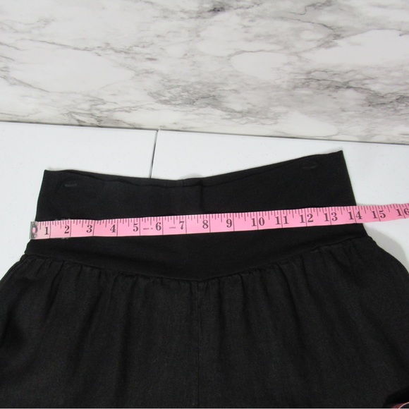 Bryn Walker Linen Ruffled Wide-Leg Pull-On Cropped
Pants Black Size XS - Picture 10 of 17